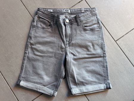 Jack & Jones Herren Stoffshorts, grau, Grösse 158, Sommer!