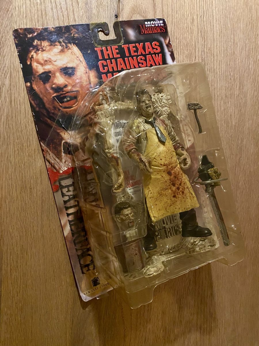 Figuren: Leatherface Figur Texas Chainsaw Massacre McFarlane – Gebraucht aus Möhlin von Devilspunchbowl 2