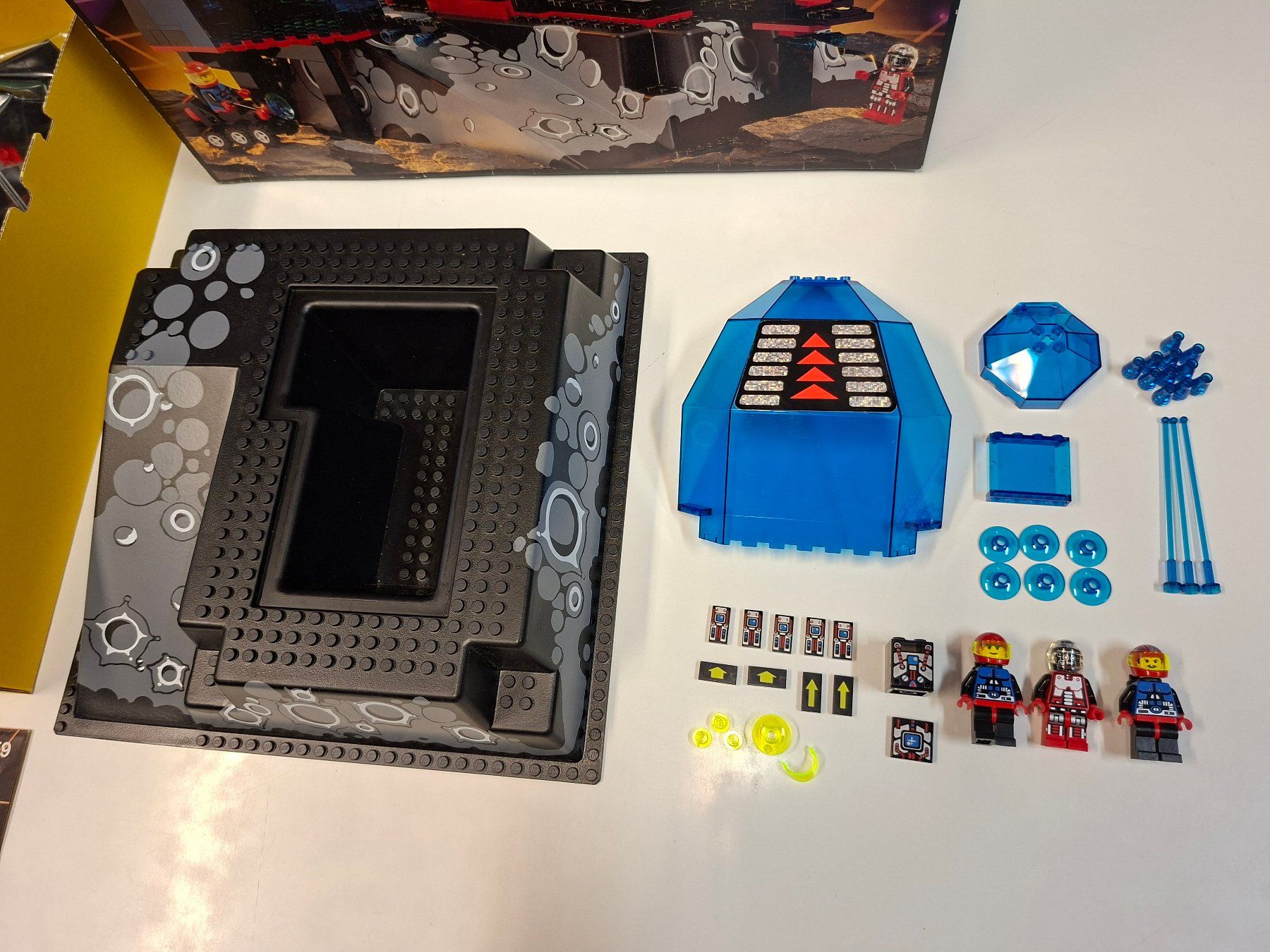 Lego Spielzeuge: Lego 6959 Spyrius Lunar Launch Site OVP – Gebraucht aus Sils im Domleschg von AMAG_AUDI_ZH 5