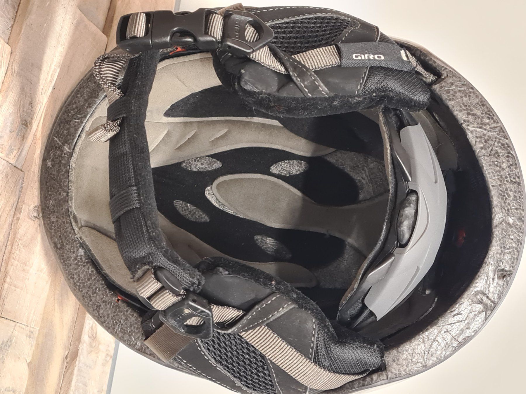 Giro Caschi: Skihelm Marke Giro – Usato da Amriswil venduto da used2use 2