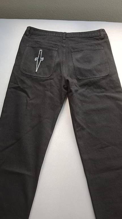 Pantaloni: Pantalon y2k traplife taille L – Usato da Martigny venduto da ale_5gzg 1