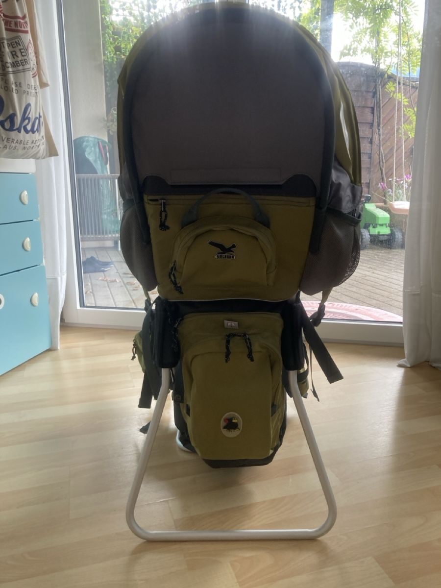 Marsupi portabebè: Salewa Wanderrucksack / Kindertrage – Usato da Walchwil venduto da LJS1982 1
