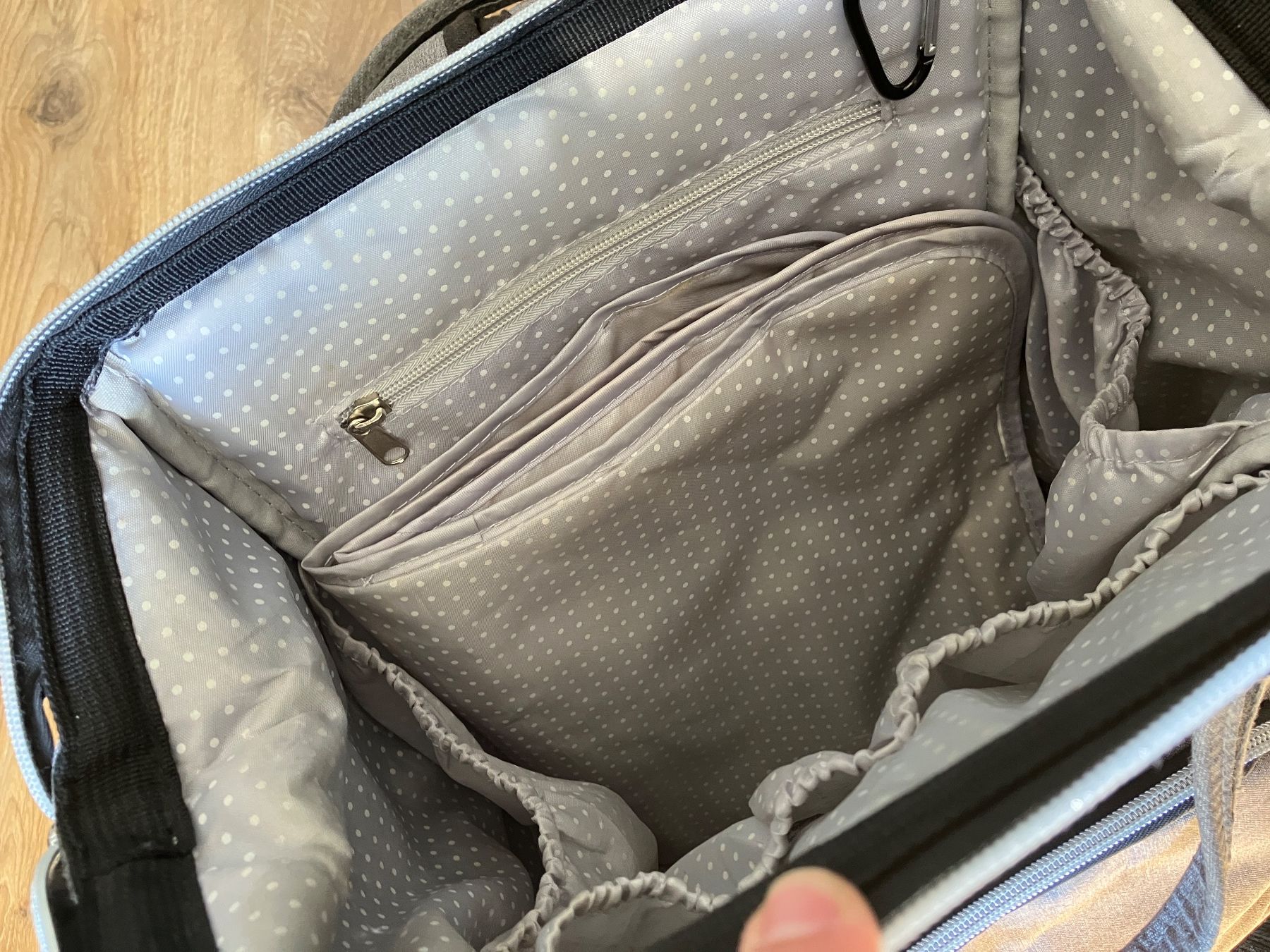 Fillikid Zaini: fillikid Baby changing backpack – Usato da Brugg AG venduto da Magna3 4