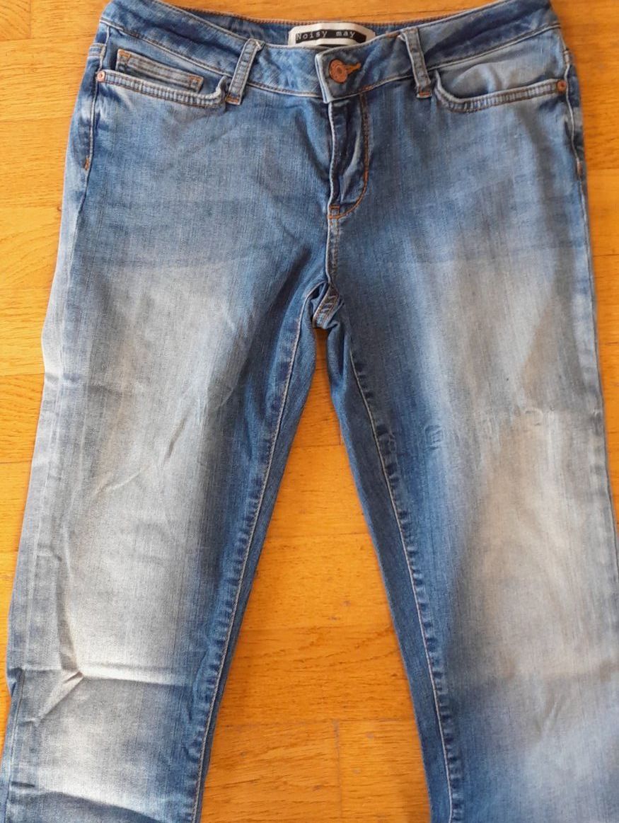 Jeans: Jeanshose Noisy May Grösse 30 – Usato da Worb venduto da Osterthal 1