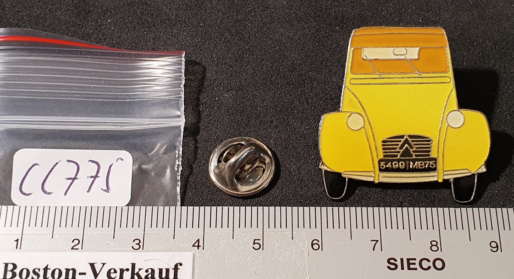Citroën Placchette & Badge: CC775 - Pin 2CV Citroen Döschwo – Usato da Reinach BL venduto da Boston-Verkauf 1