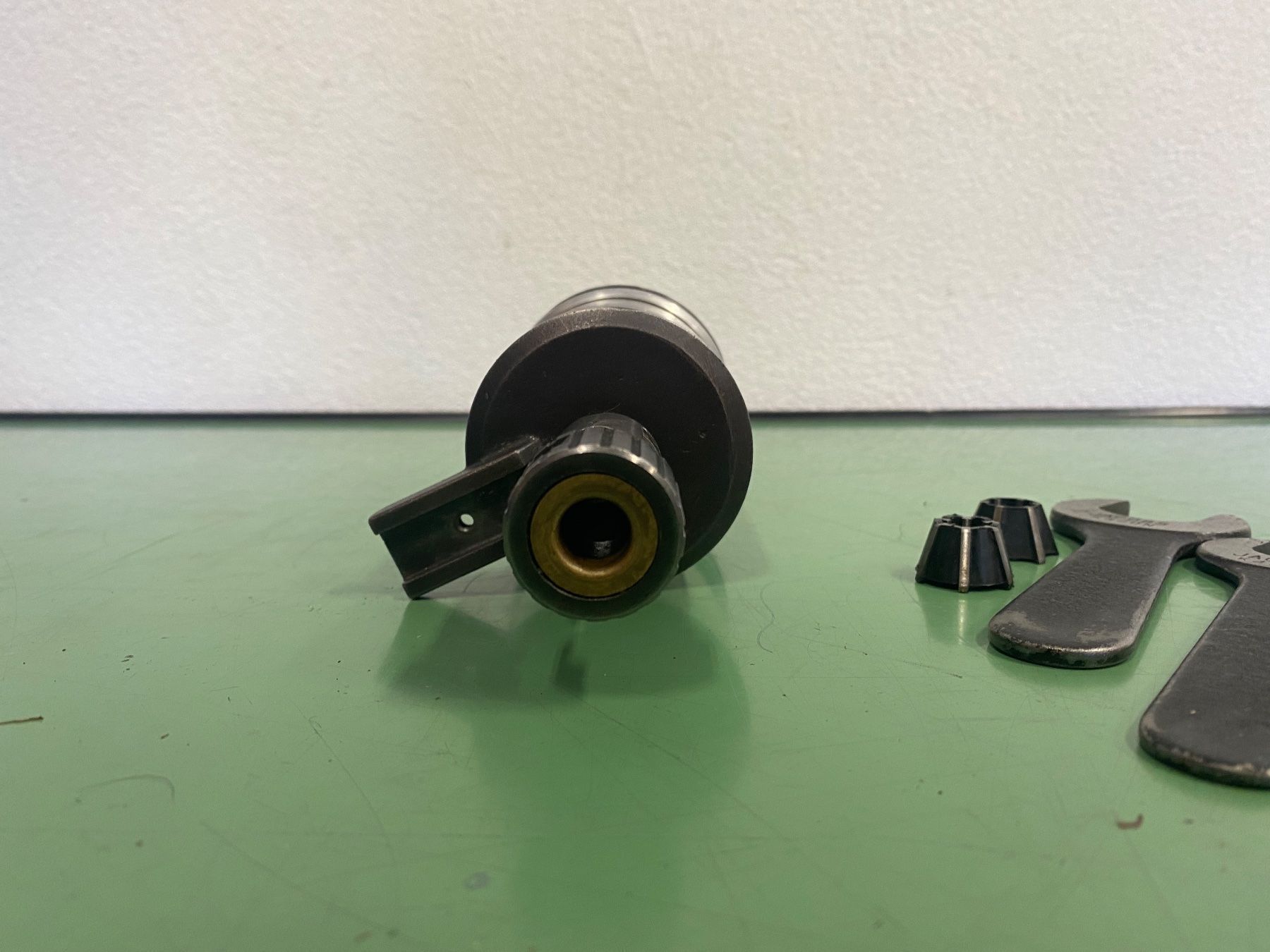 Alle Werkzeuge: S.P.V Mandrin de taraudage CM2 – Gebraucht aus Aarberg von SNMachines 2