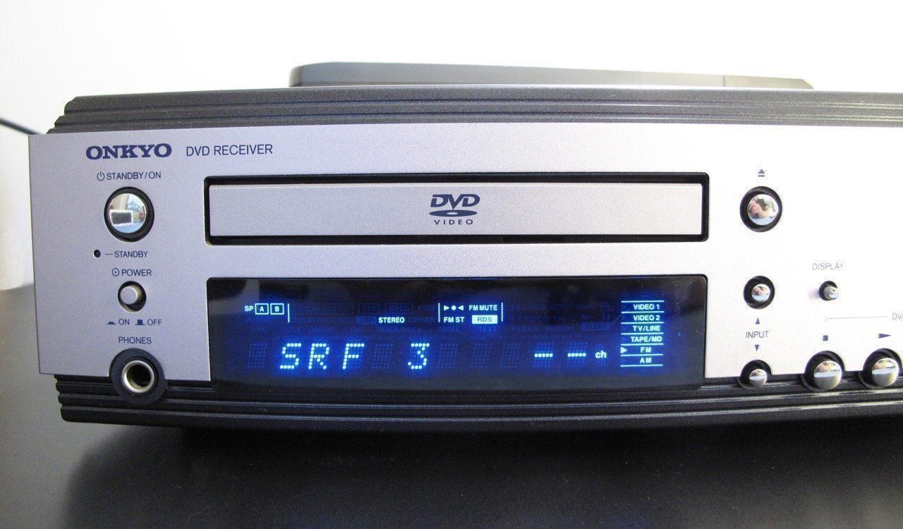 Onkyo Ricevitori: ONKYO AV-DVD/CD-Receiver/Verstärker – Usato da Lachen venduto da Feldmoos_8853 4