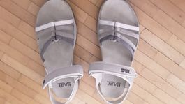 Neu teva sandalen gr 36 oder 37