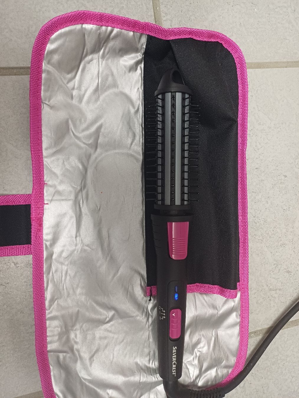 SilverCrest Fers à boucler & lisser: Silvercrest curling brush with case never used – D'occasion à Brugg AG par Chaes-chueechli 5