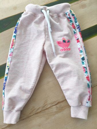 Rosa Adidas Babyhose 74-80