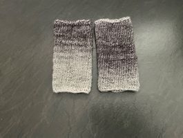 Handgestrickte Pulswärmer Amedisli Grautöne