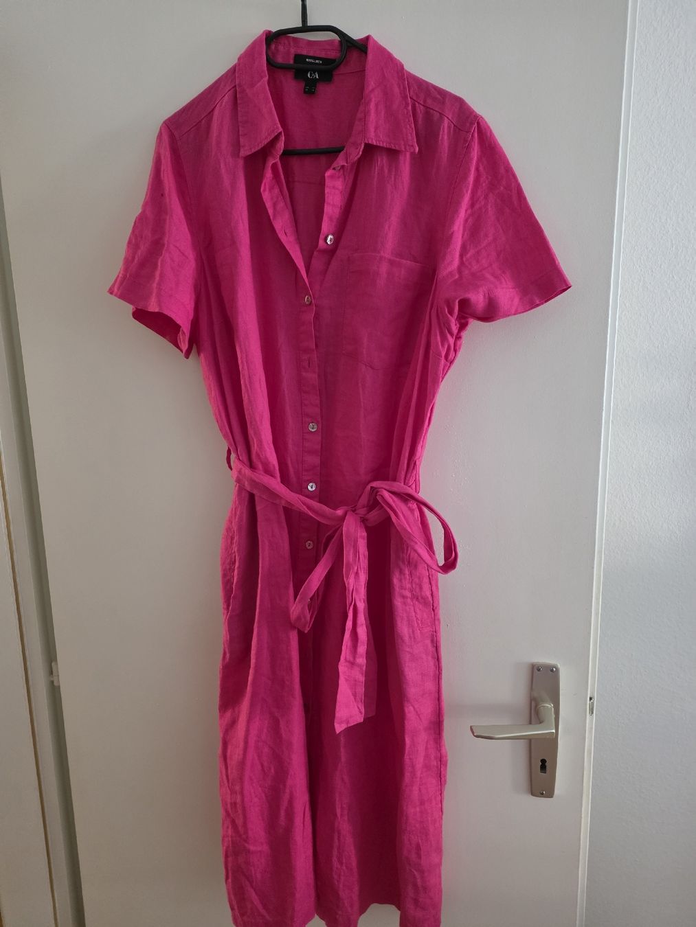 C&A Vestiti: C&A robe Fushia – Usato da Yverdon-les-Bains venduto da enzine