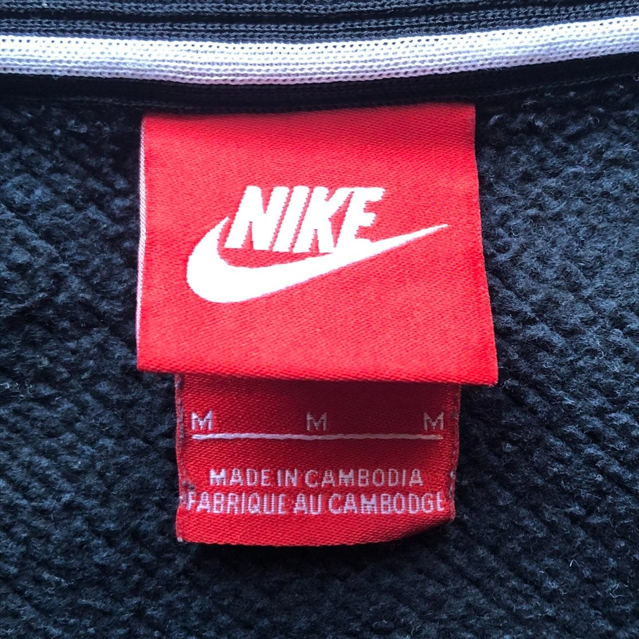 Nike Pullover & Sweatshirts: Pull Nike Black Men M – Gebraucht aus Genève von ang_7j7j 4