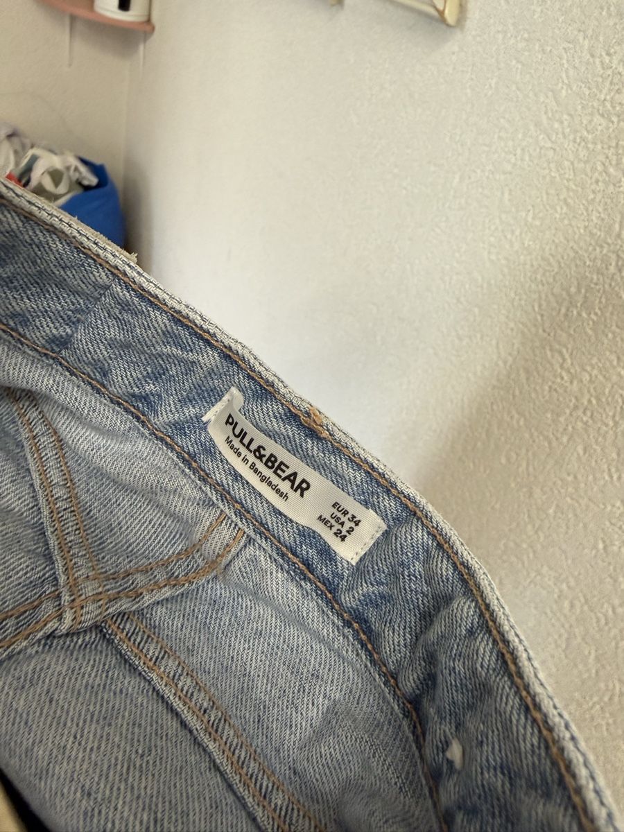 Pull&Bear Jeans: PULL & BEAR Ripped Jeans Gr. 34 – D'occasion à Biel/Bienne par lichterhoh 1