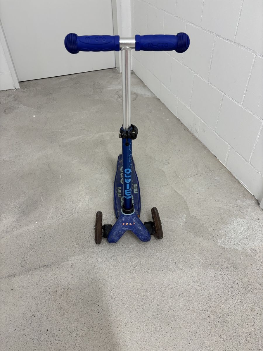 Micro Fahrzeuge für Kinder: Micro Scooter Mini – Gebraucht aus Aarwangen von cedu.05 1