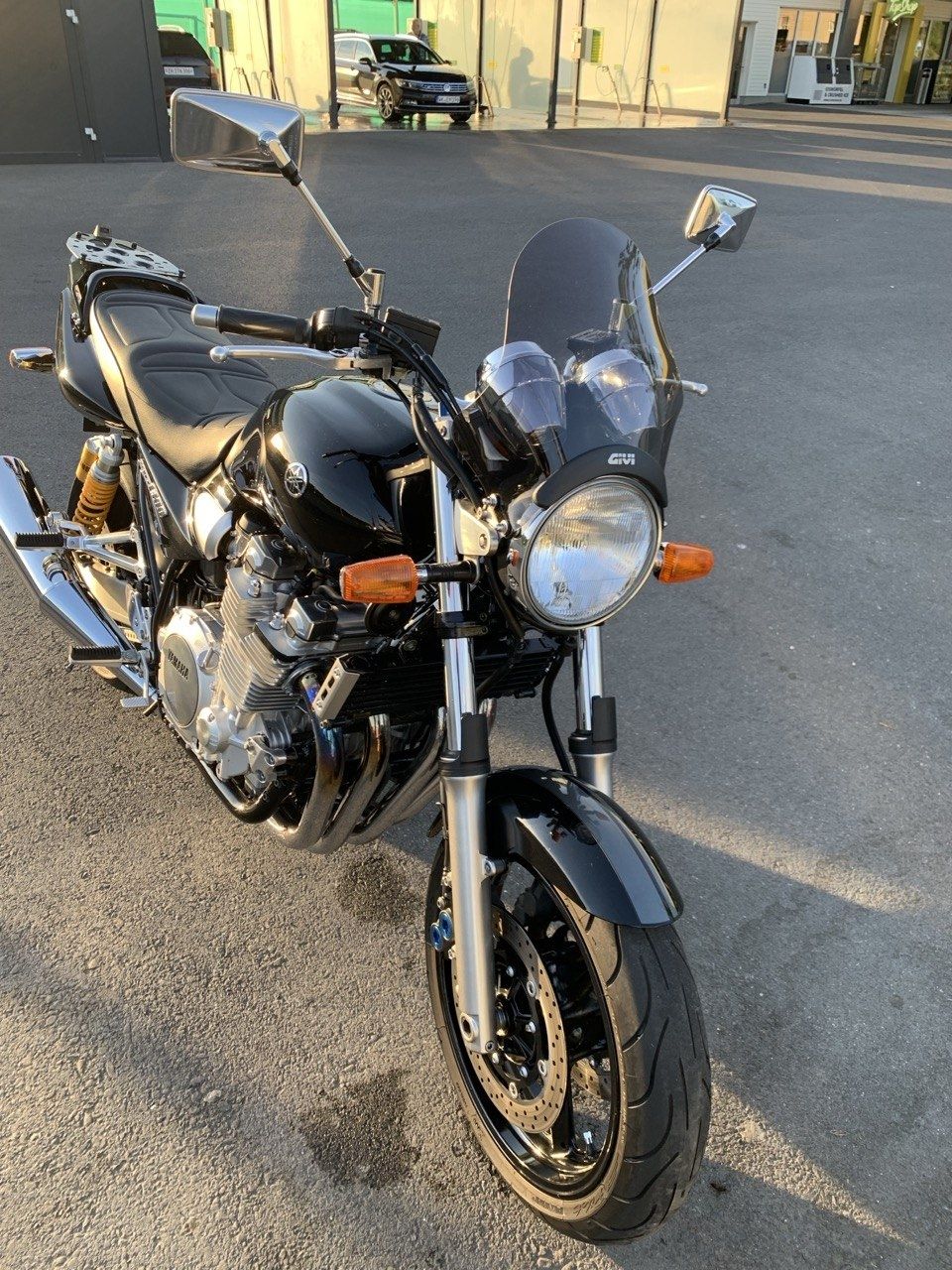 Yamaha Strada: Yamaha XJR1300. – Usato da Wald ZH venduto da ele_9fxw