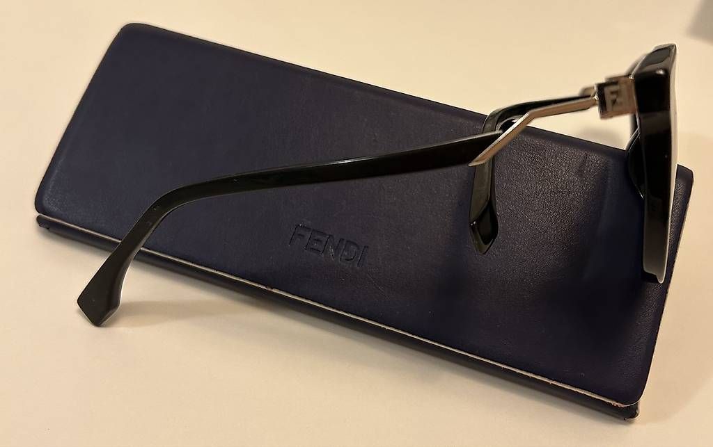 Occhiali & Lenti: Fendi Sonnenbrille – Usato da Stans venduto da RebeccaSchmed 1