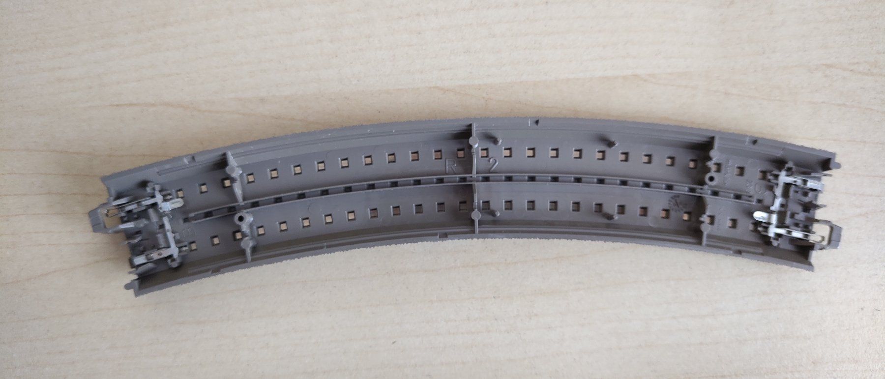 Trix Modellini di ferrovie: Trix C-Gleis 62230 gebogenes Gleis R2 – Usato da Münsingen venduto da Rufer34 1