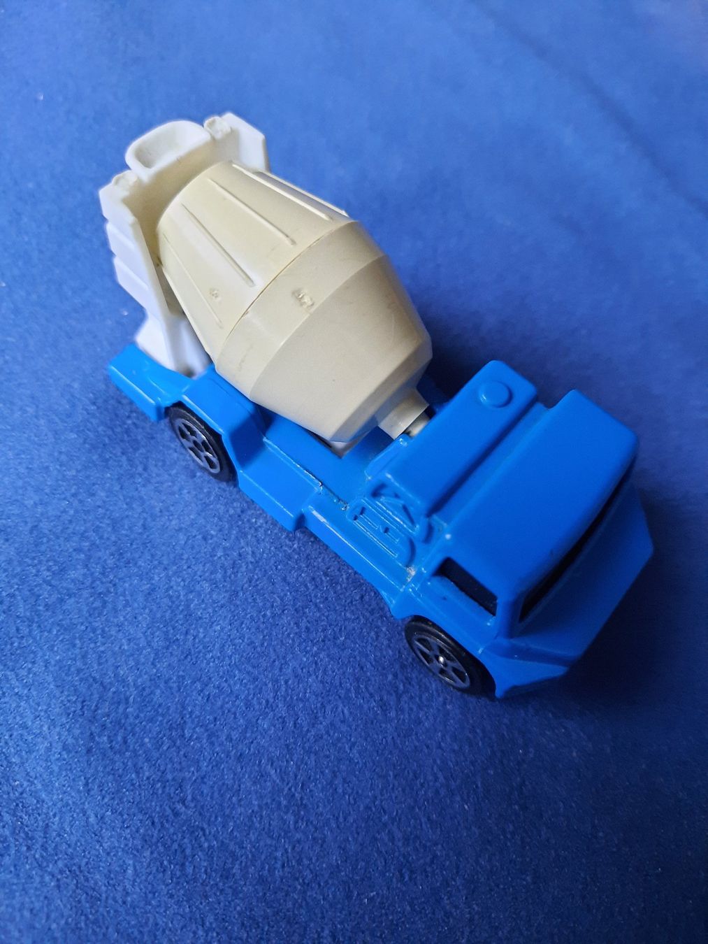 Giocattoli: Gorgi Juniors Mobile Cement Mixer – Nuovo (secondo la descrizione) da Speicher venduto da Stiegerus