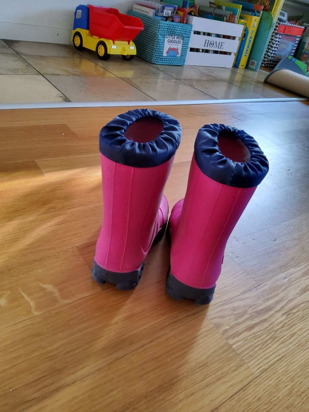 Scarpe per ragazzi: Wasserstiefel Grösse 23 – Usato da Frick venduto da Spain_3 1