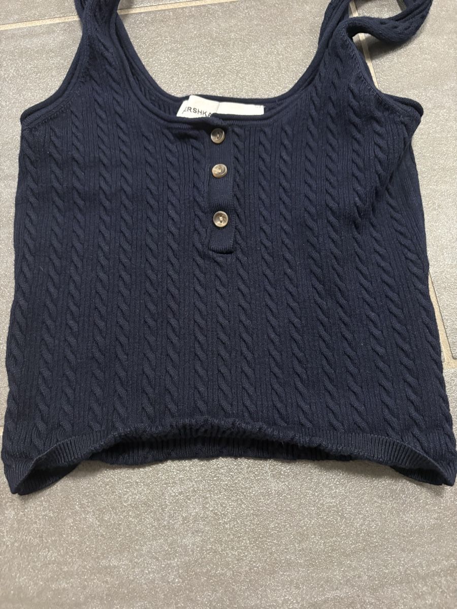 Bershka Top: Bershka Crop Top M – Usato da Rümlang venduto da svent 4
