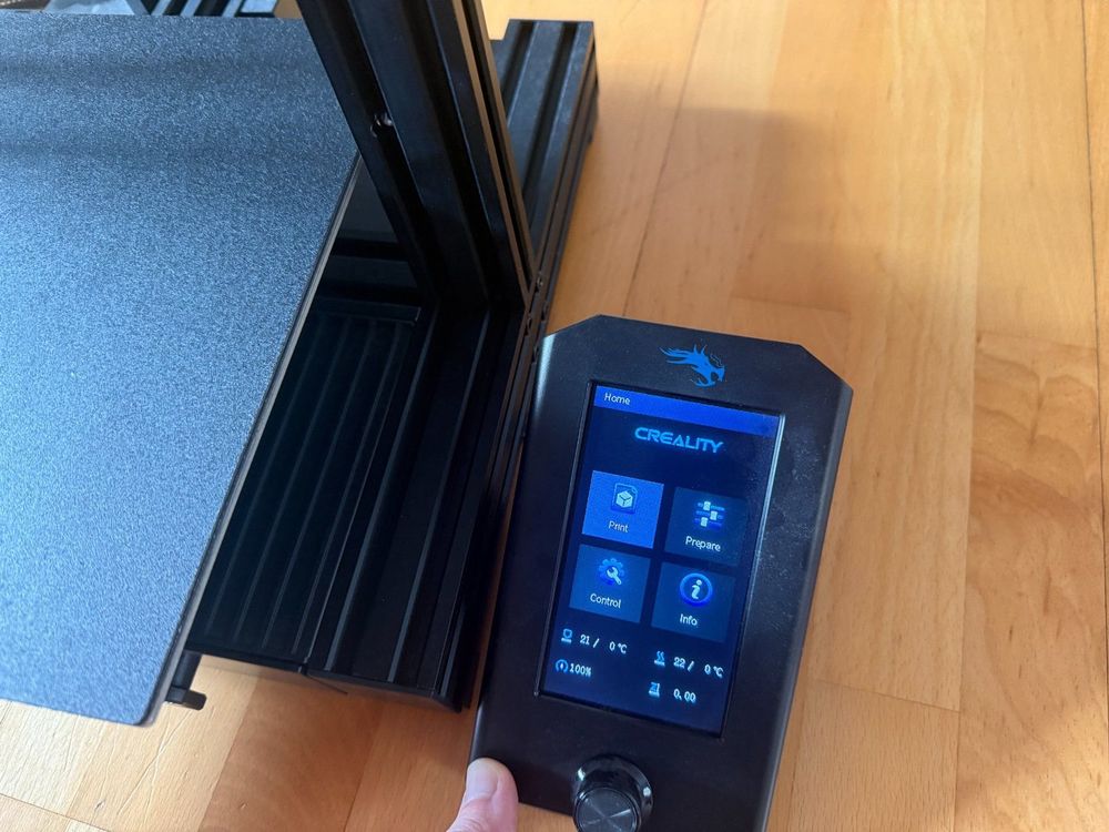 Creality Imprimante 3D: 3D Drucker Creality Ender 3 V2 – D'occasion à Blumenstein par olka007 3
