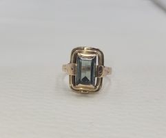 Gold Ring Mit Stein
