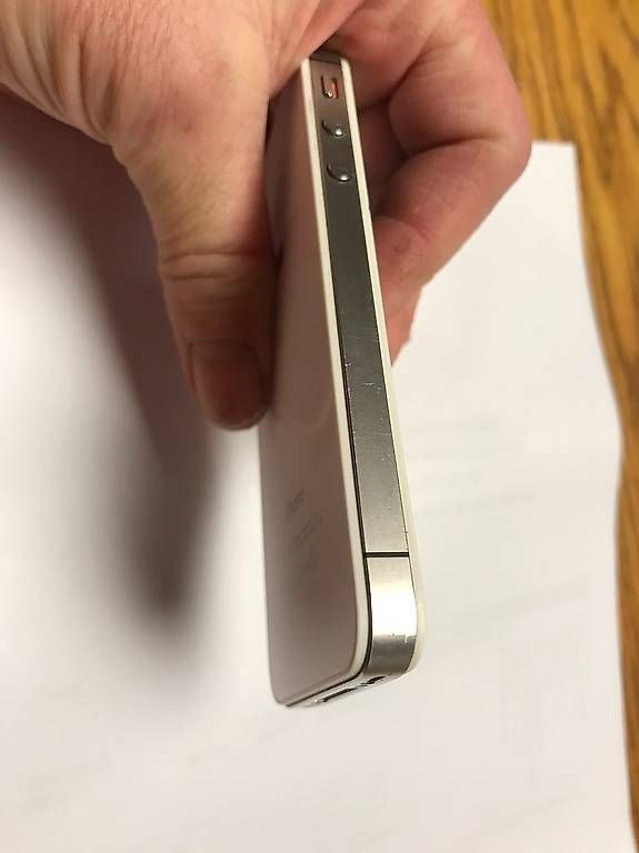 Handys / Smartphones: iPhone 4s top zustand – Gebraucht aus Dagmersellen von glahd 3
