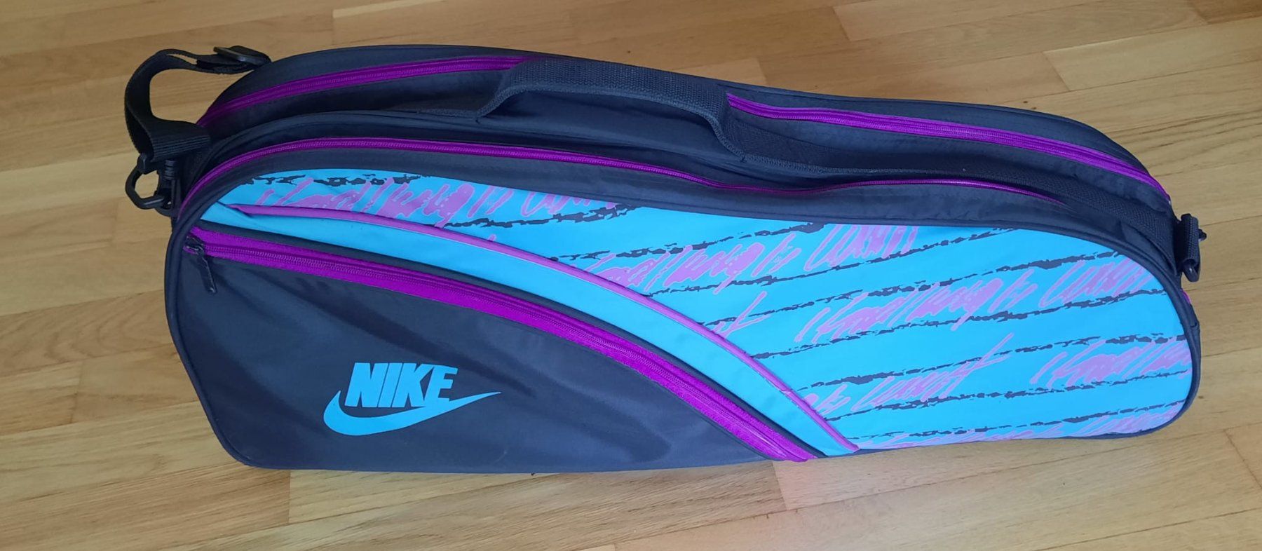 Nike Taschen: Borsa per racchette tennis Nike – Gebraucht aus Lugano von Rossana11