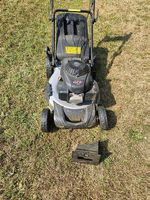 Rasenmäher mit Honda Motor