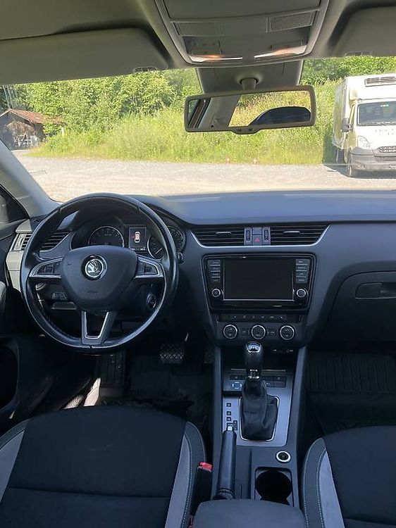 Skoda Automobili: Skoda Octavia Combi 2.0 Tdi 4x4 2016 – Usato da Zweisimmen venduto da fiatabarth 3