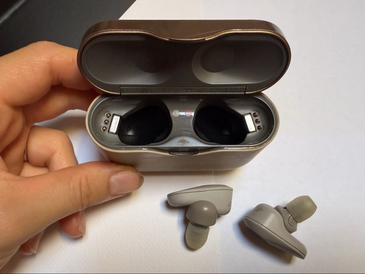 Sony Cuffie: Sony écouteurs Bluetooth noise canceling – Usato da Founex venduto da Hyrienne 3