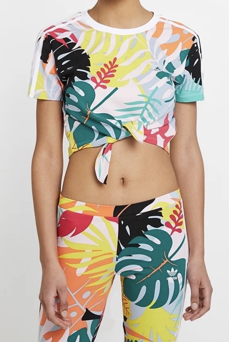 Adidas T-shirts: Adidas Originals Tshirt – D'occasion à Obfelden par tan_9lj9 7