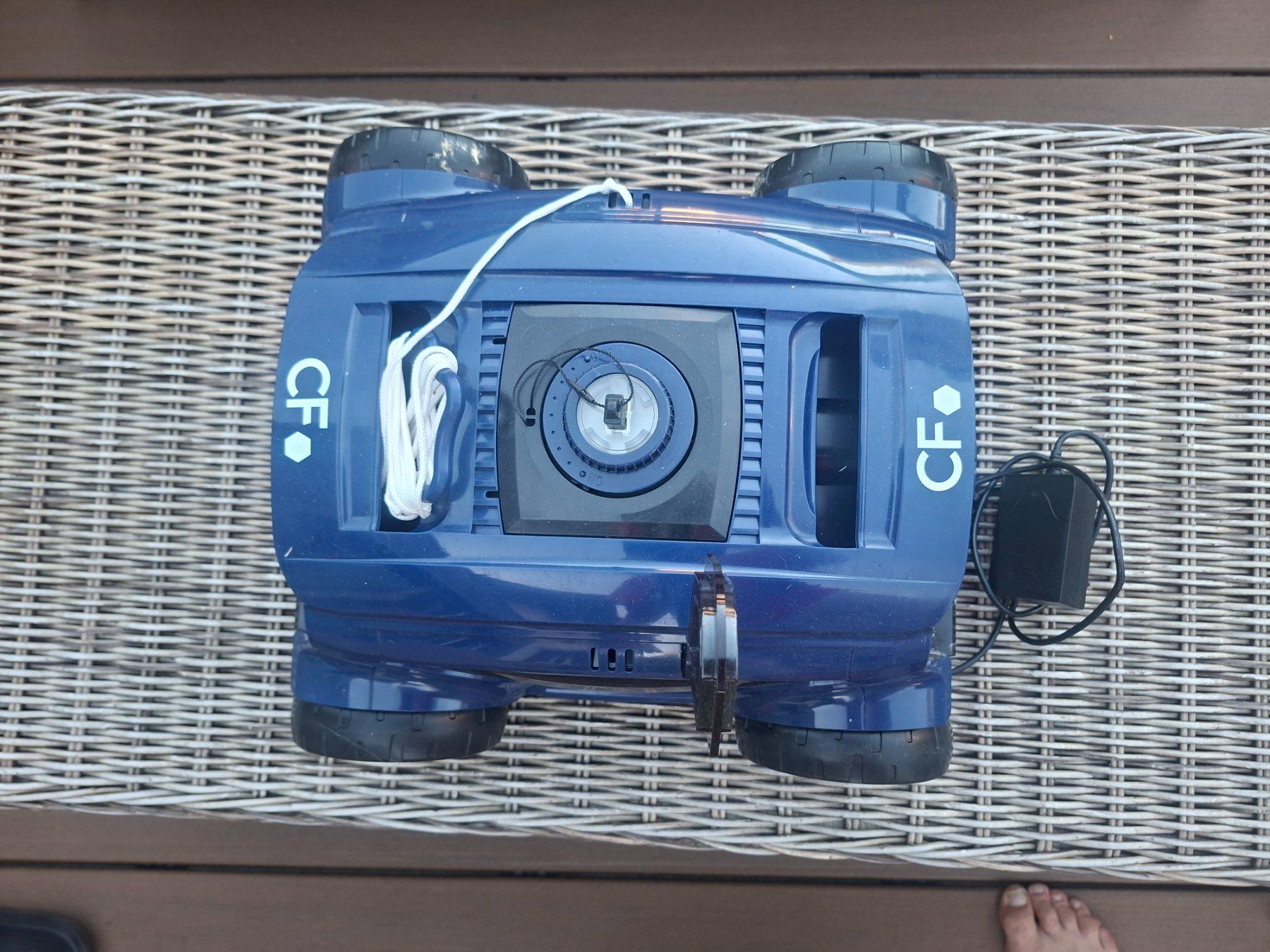 Accessori per Piscine: Bodensauger für Pool – Usato da Studen BE venduto da Chr08