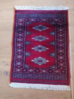 Roter Vintage Teppich, Top Zustand, gewoben, Winter-Deal