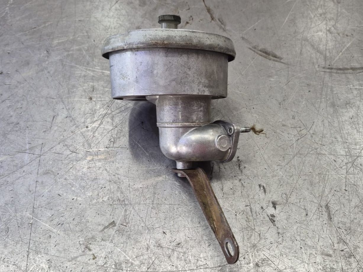 Motori: MAG Motor Luftfilter kpl. – Usato da Niederwil AG venduto da Maeder_AG 3