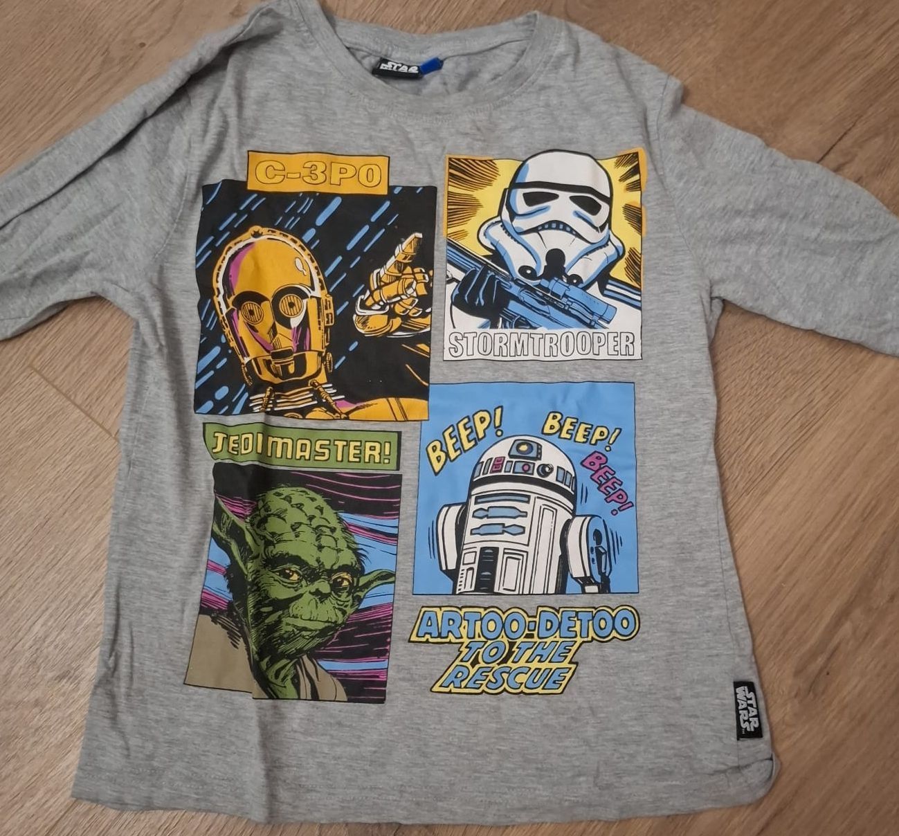Maglioni & Felpe: pull  Star Wars, taille 128, garçon – Usato da Monthey venduto da Chez-Dani-81 1