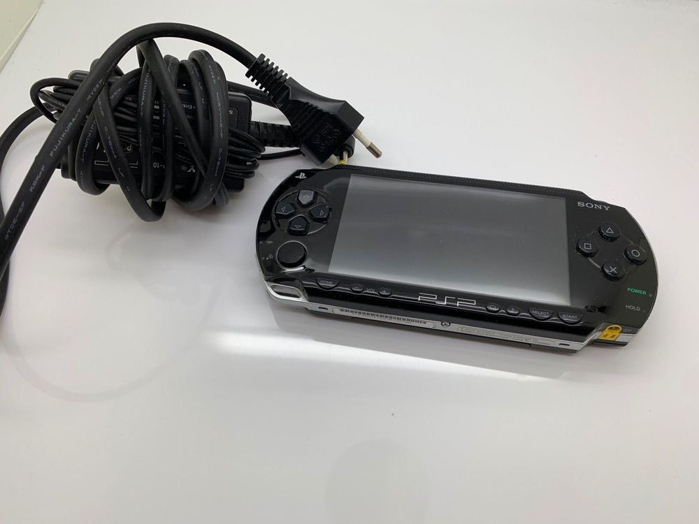 SONY PLAYSTATION PSP + Football Manager Kaufen auf Ricardo