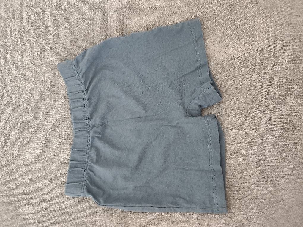 Pantaloni: Baby Shorts – Usato da Brüttisellen venduto da amand_ 1