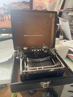 Corona Schreibmaschine
