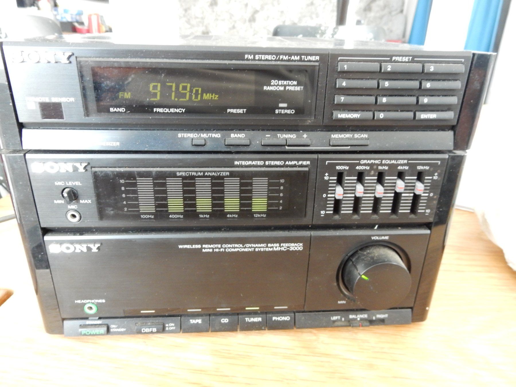Sony Systèmes audio & multimédias: Sony Mini Anlage – D'occasion à Balsthal par Subaru11