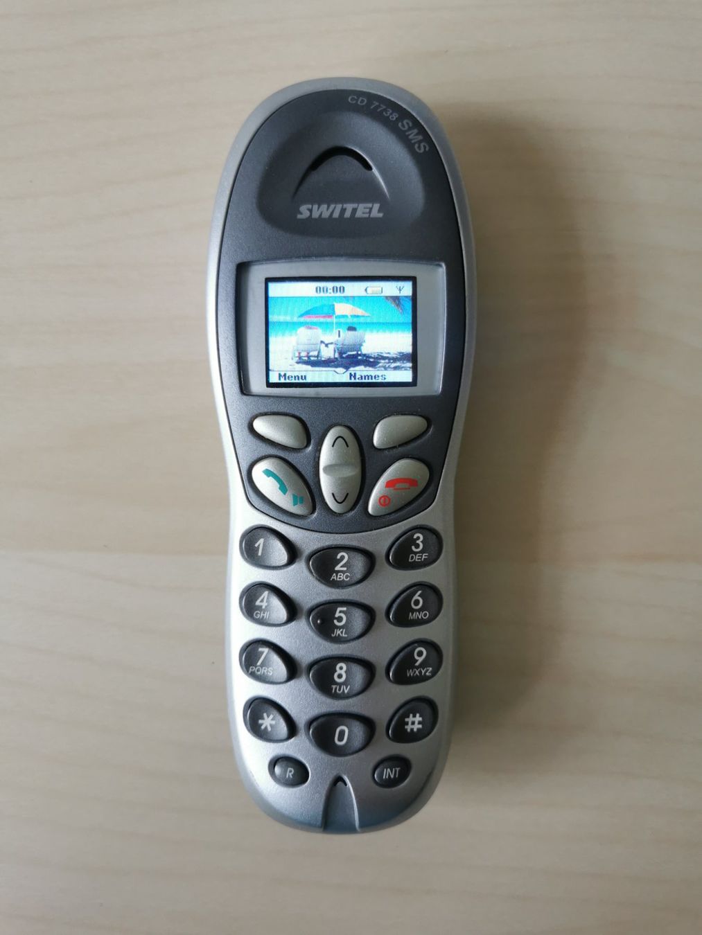 Switel Telefone: Schnurloses Festnetztelefon Switel CD 7738 SMS – Gebraucht aus Zürich von ms993