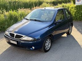 Lancia Y 1.4 Benziner mit Rest mfk 