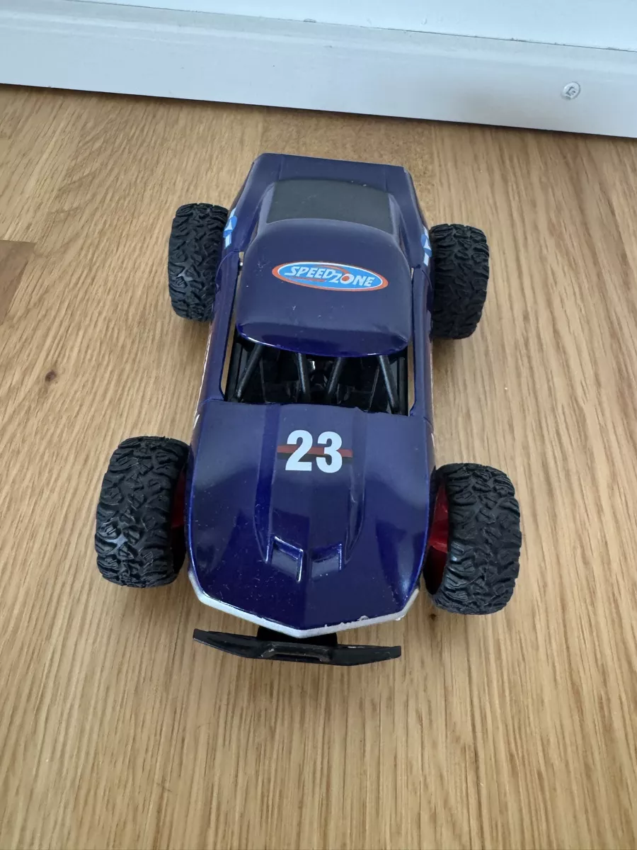 Jouets: Speedzone pull back Auto blau – D'occasion à Zürich par wtpooh 2