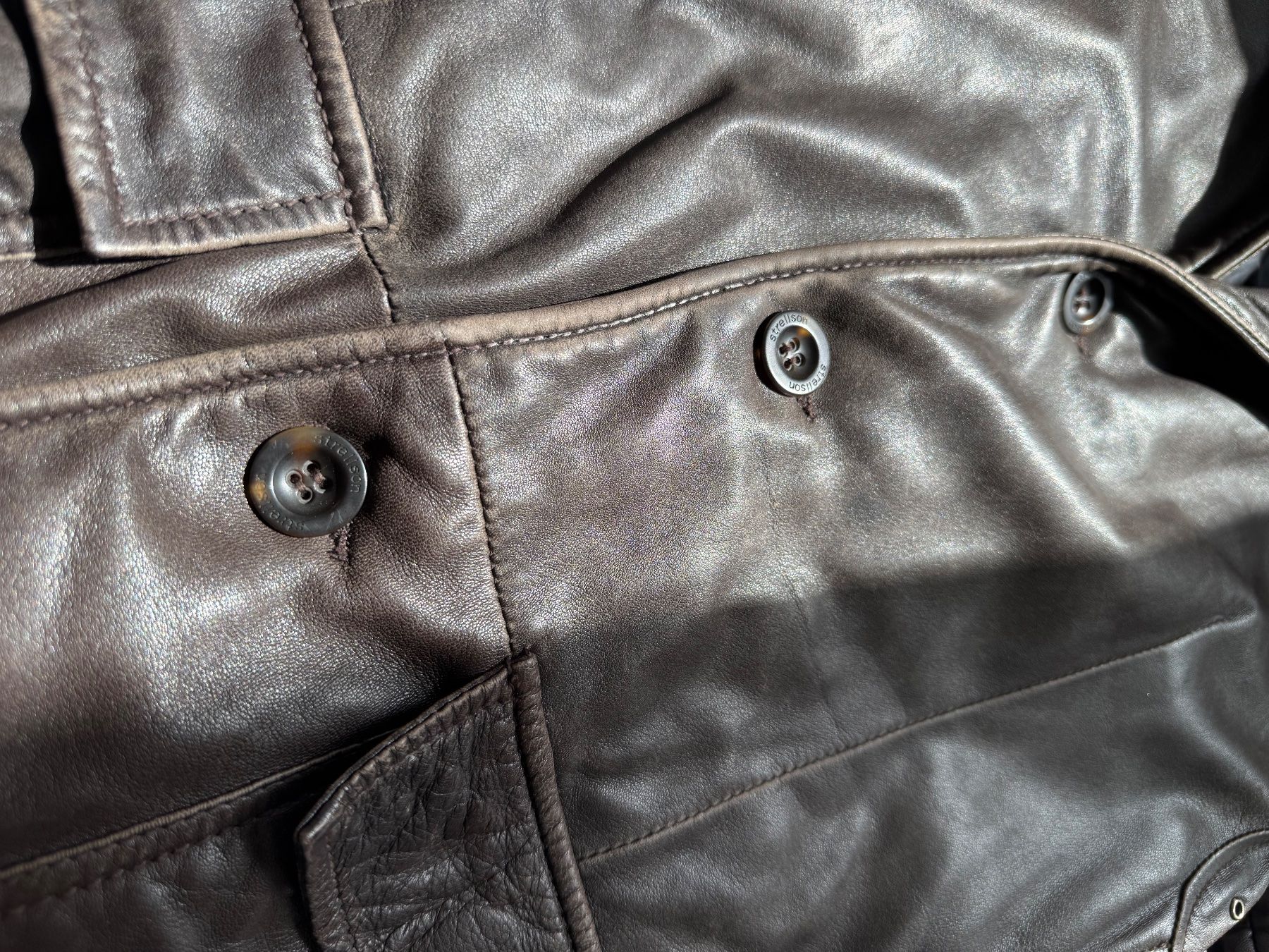 Strellson Manteaux: Edle Dunkelbraune Lederjacke Strellson Y2K – D'occasion à Basel par olo..ir 2