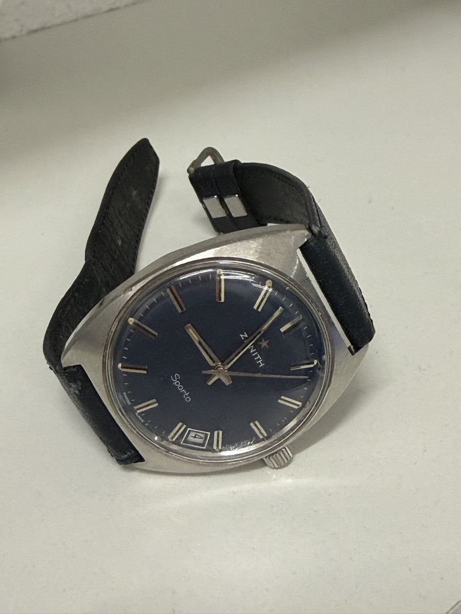 Zenith Uhren: Vintage Zenith Sporto Herrenuhr Handaufzug - Rarität! – Gebraucht aus Brüttisellen von zweiachtzehnover 1