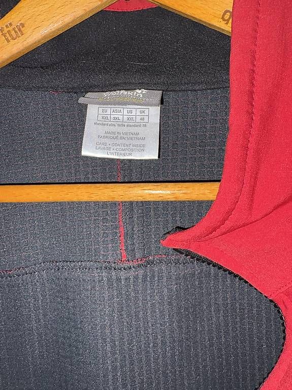 Jacken: Jack Wolfskin  – Gebraucht aus Schüpfheim von pepper03 1