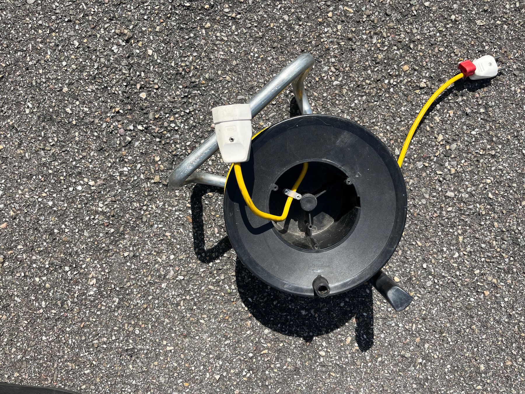 Kabel: Elektro-Kabelrolle, ca. 35 Meter – Gebraucht aus Brittnau von Mausi50