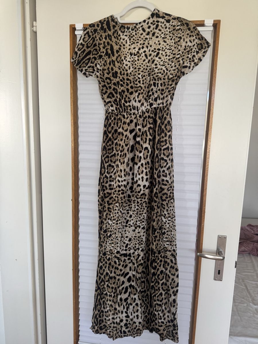 Vestiti: Leopard Kleid Maxi Gr S – Usato da Unterengstringen venduto da Cuz_5555