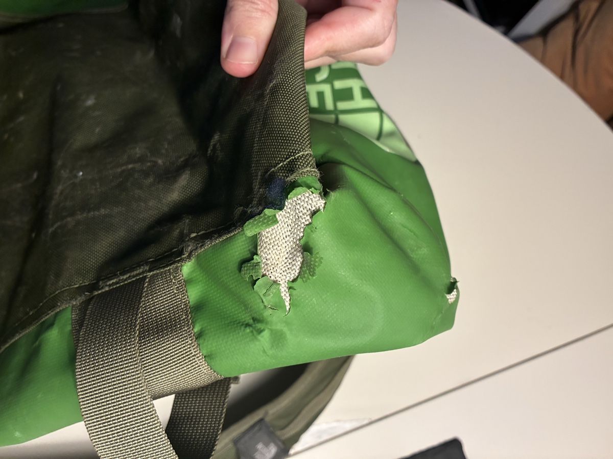 North Face Borse: The North Face Duffle Bag – Difettoso da Urtenen-Schönbühl venduto da Evilette 2